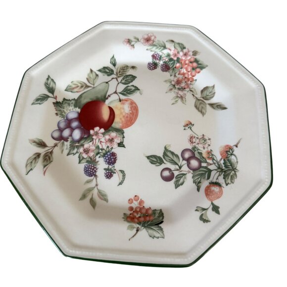 Johnson Brothers FRESH FRUIT Dinner Plates England Porcelain Octagonal Set Of 2 - Picture 8 of 13